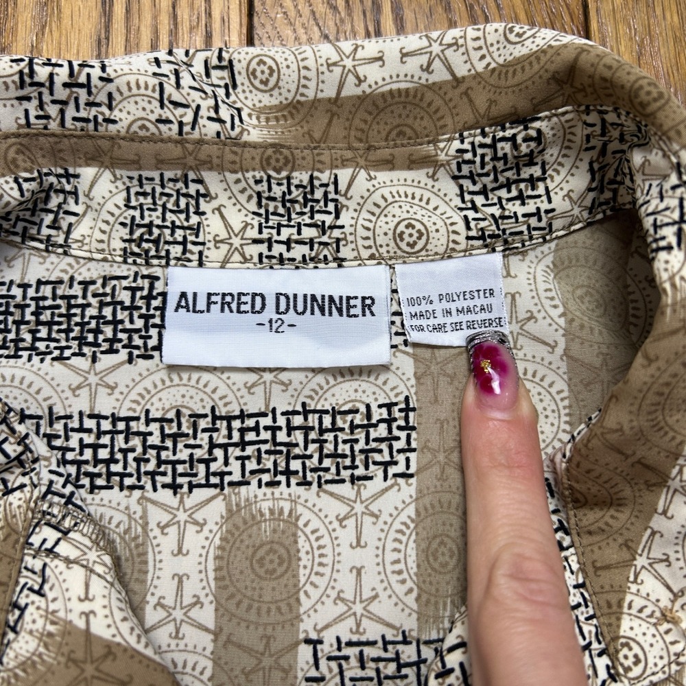 Alfred Dunner Vintage Brown Geometric Blouson Blouse Size 12 Long Sleeve - Picture 3 of 3